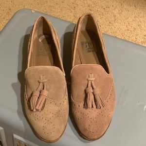Dolce Vita Tan loafers